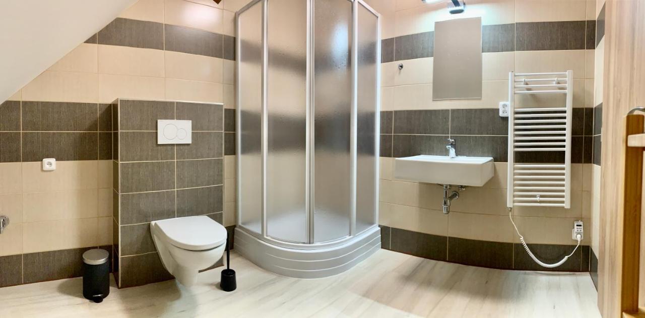 Hostomice Apartmany Statek Bezdedice מראה חיצוני תמונה